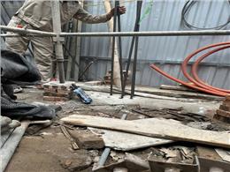 Thi Công Khoan Cấy Thép Cột Tại Đội Cấn – Ba Đình Bằng Keo Bossong Nhập Khẩu Italy