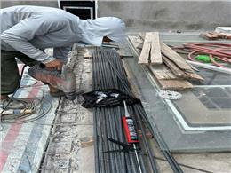 Thi Công Khoan Cấy Thép Cột D16 Bằng Keo Bossong Nhập Khẩu Tại Bắc Cầu – Long Biên – Hà Nội