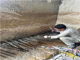 THI CÔNG KHOAN CẤY THÉP SÀN HẦM BẰNG KEO BOSSONG BCR 300 VPLUS TROPICAL NHẬP KHẨU ITALY THI CÔNG KHOAN CẤY THÉP SÀN HẦM BẰNG KEO BOSSONG BCR 300 VPLUS TROPICAL NHẬP KHẨU ITALY