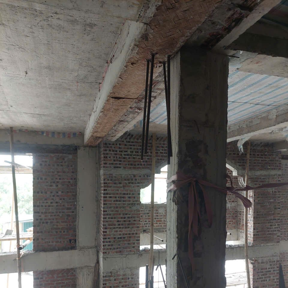 khoan cấy thép ngược