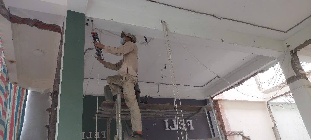 khoan cấy thép ngược
