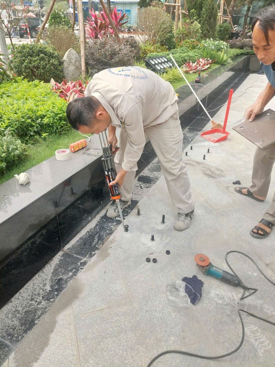 khoan cấy bulong