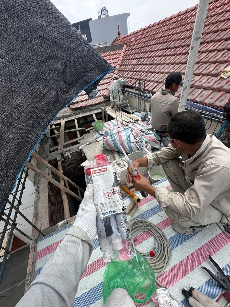 keo-hilti-re400-v4-khoan-cay-thep-dam-hoai-duc-ha-noi